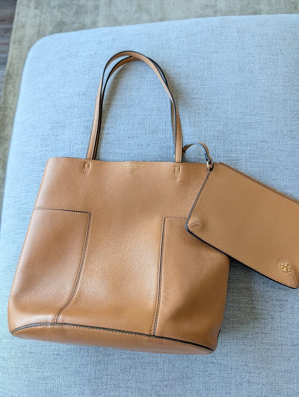Tory Burch Block-T medeum tote